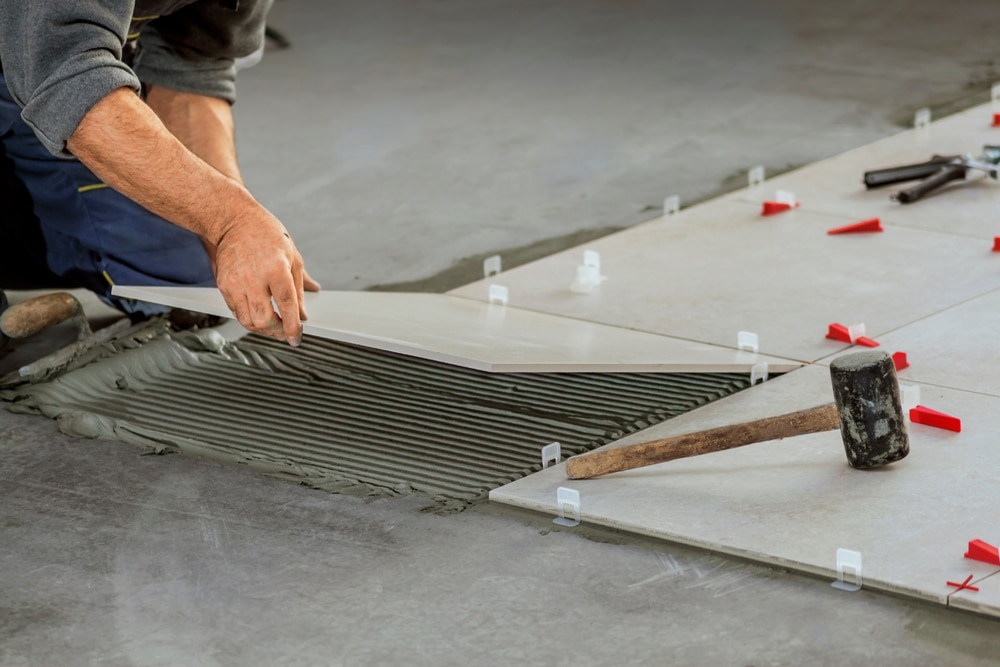Carrelage grand format à Dieulefit